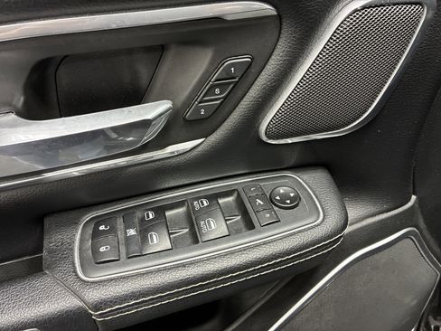 Used 2020 RAM 1500 Laramie AWD/4WD image 18