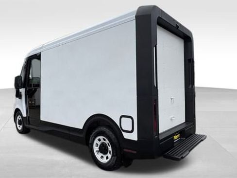 Used 2024 Chevrolet Brightdrop 400 w/ Commercial Equipment Package image 2