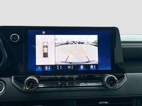 Used 2023 Chevrolet Colorado Trail Boss w/ Technology Package image 14