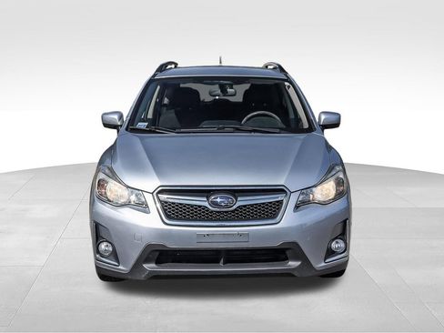 Used 2017 Subaru Crosstrek 2.0i Premium AWD/4WD image 2