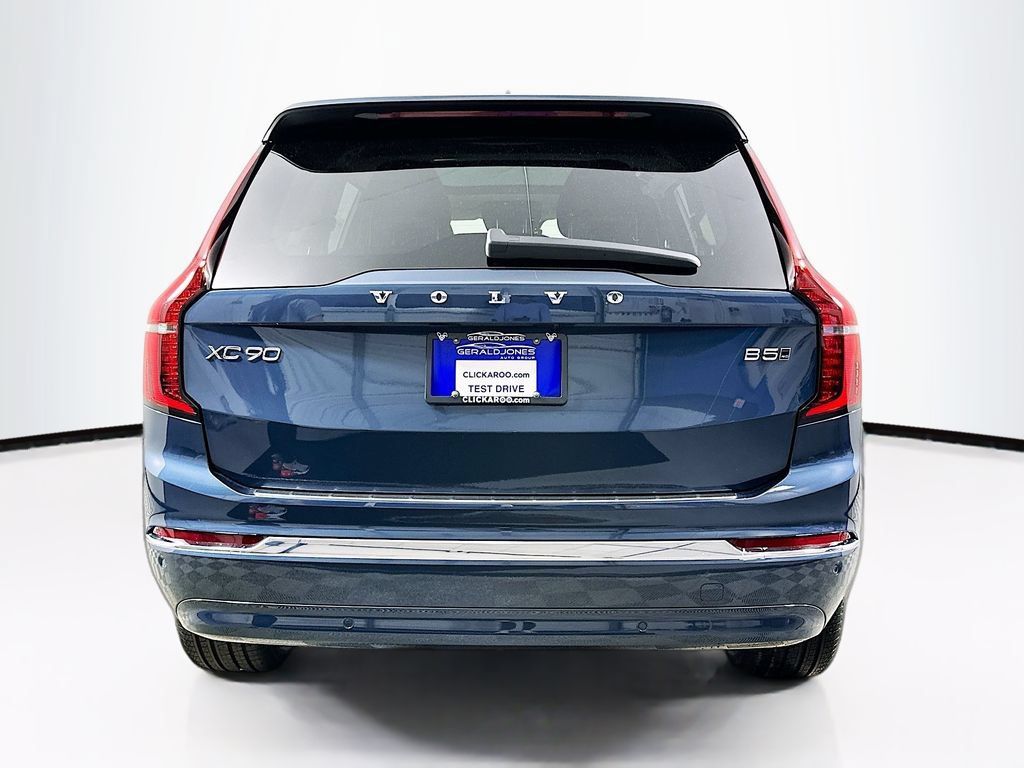 Used 2026 Volvo XC90 B5 Plus w/ Protection Package Premier AWD/4WD image 14