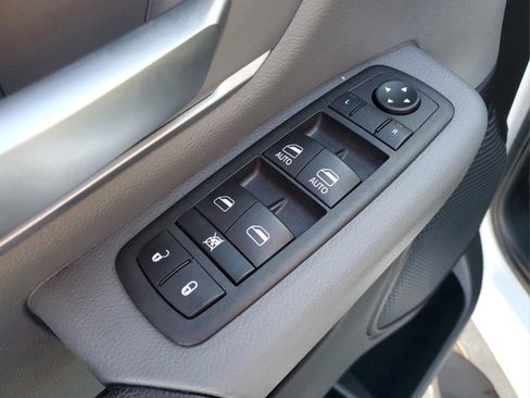 Certified 2022 RAM 1500 Big Horn image 14