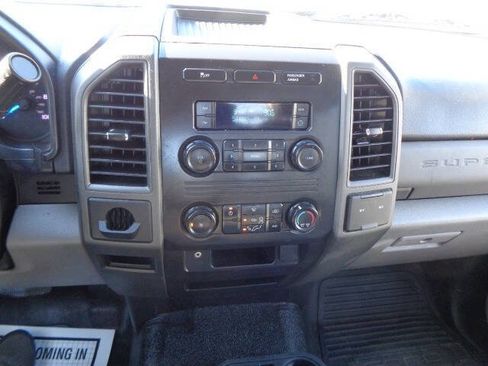 Used 2017 Ford F250 XL image 12