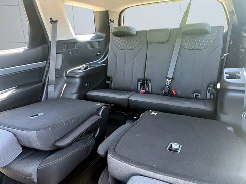 Used 2020 Hyundai Palisade SEL w/ Convenience Package AWD/4WD image 16