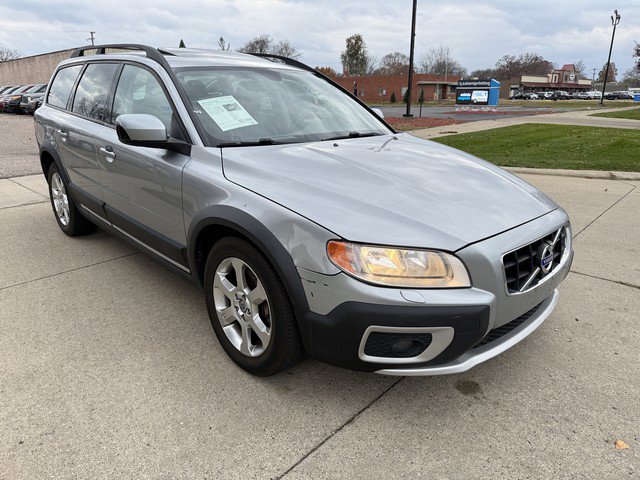 Used 2011 Volvo XC70 3.2 AWD/4WD image 3