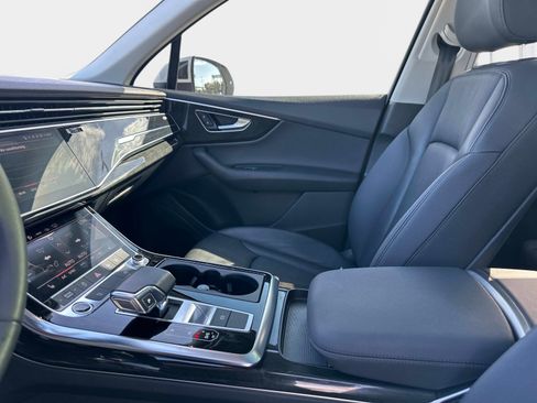 Used 2023 Audi Q7 3.0T Premium image 24