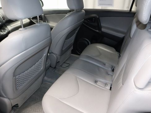 Used 2011 Toyota RAV4 Limited image 19
