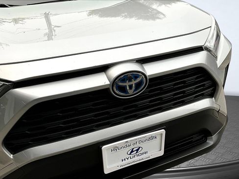 Used 2023 Toyota RAV4 XLE AWD/4WD image 30