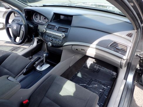 Used 2010 Honda Accord EX image 12