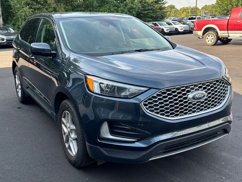 Used 2024 Ford Edge SEL AWD/4WD image 3