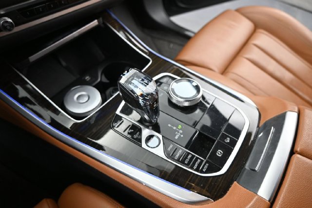 Used 2019 BMW X5 xDrive40i AWD/4WD image 33