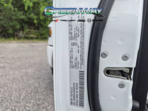 Used 2024 RAM 3500 Big Horn w/ Night Edition AWD/4WD image 33