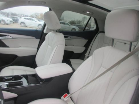 New 2026 Buick Envision Avenir image 14