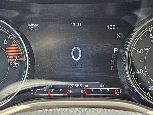 Used 2016 Jeep Cherokee Limited FWD image 22