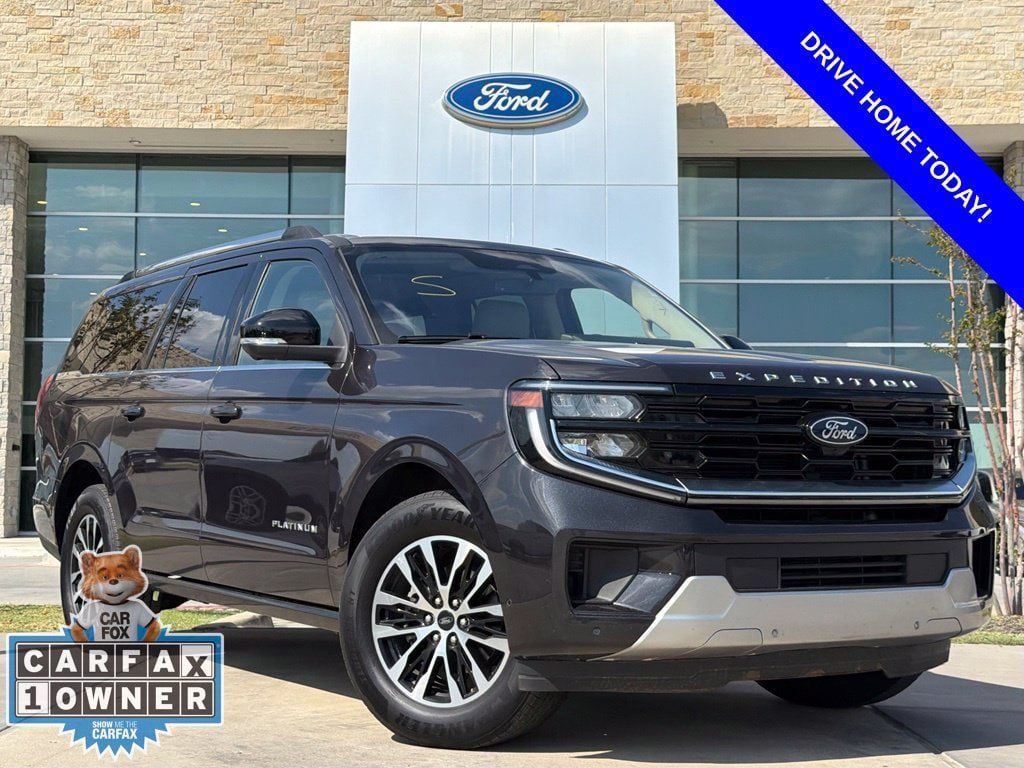 Used 2025 Ford Expedition Max Platinum AWD/4WD image 1