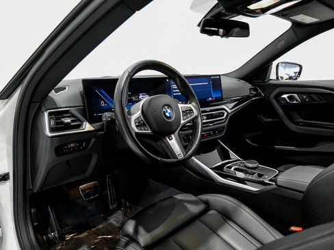 Used 2024 BMW 230i 230i w/ M Sport Package image 5