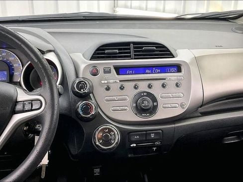 Used 2013 Honda Fit Base image 6