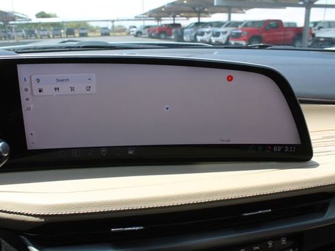 Used 2024 Cadillac XT4 Premium Luxury w/ Active Safety Package FWD image 28