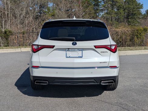 Used 2023 Acura MDX SH-AWD w/ Advance Package image 6