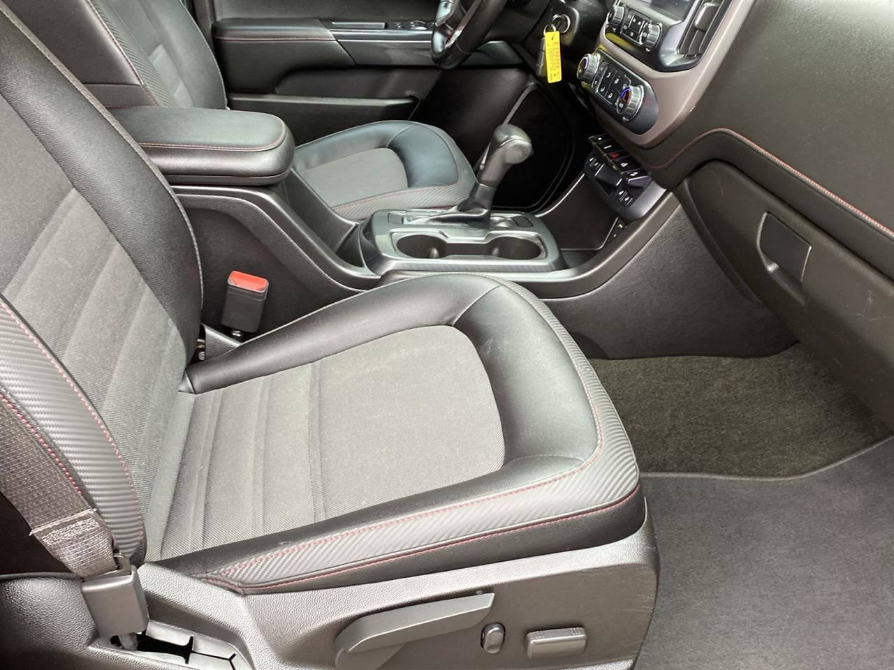 Used 2017 GMC Canyon SLE w/ All Terrain X Package AWD/4WD image 7