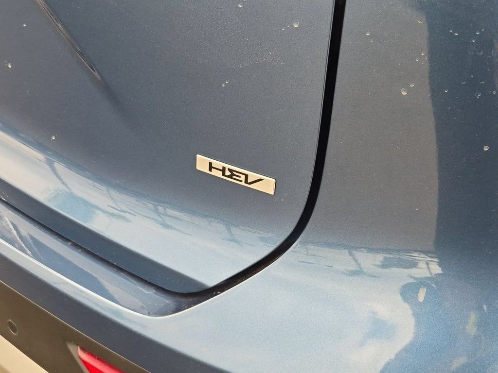 Certified 2025 Kia Niro EX FWD image 32