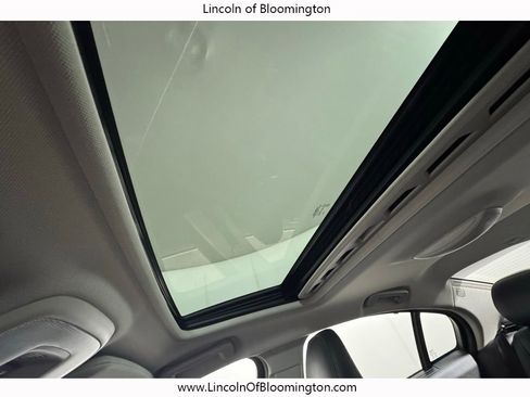 Used 2018 Volvo S60 T5 Inscription w/ Technology Package image 64