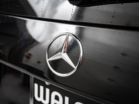 Certified 2022 Mercedes-Benz GLB 35 AMG 4MATIC image 16