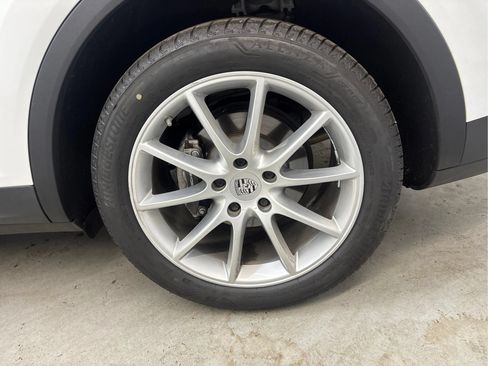 Used 2021 Porsche Cayenne AWD/4WD image 30