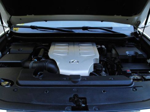 Used 2016 Lexus GX 460 Luxury w/ Preferred Accessory Package image 36