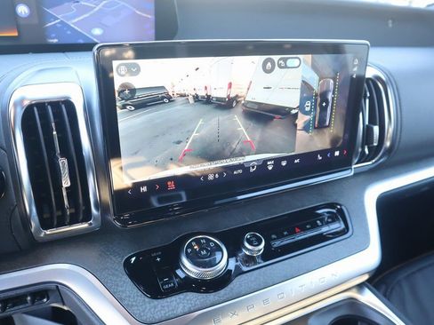 New 2026 Ford Expedition Tremor image 6