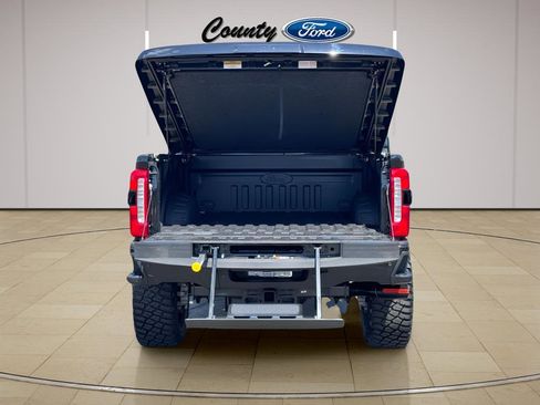 New 2026 Ford F250 Lariat w/ Black Appearance Package AWD/4WD image 49