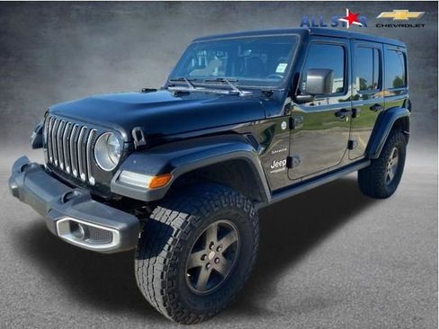 Used 2018 Jeep Wrangler Unlimited Sahara AWD/4WD image 1