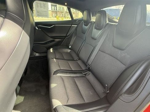 Used 2018 Tesla Model S 75D image 25