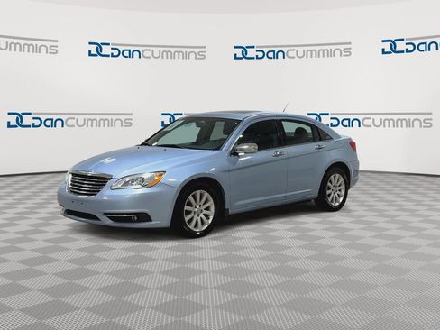 Used 2014 Chrysler 200 Limited w/ Sun/Sound Group FWD image 4