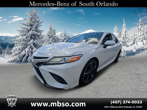 Used 2020 Toyota Camry XSE image 18