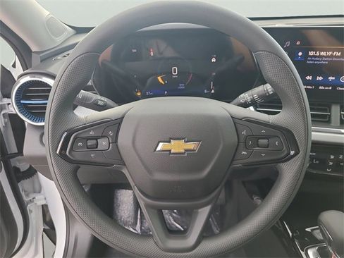 New 2026 Chevrolet Trax LT image 20