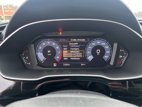 Used 2020 Audi Q3 2.0T Premium w/ Convenience Package image 18