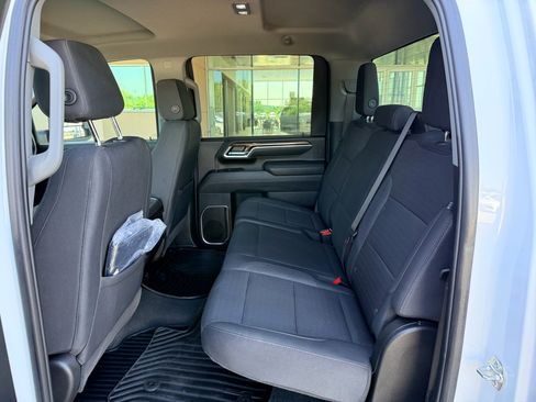 Used 2025 Chevrolet Silverado 2500 LT w/ Convenience Package AWD/4WD image 24
