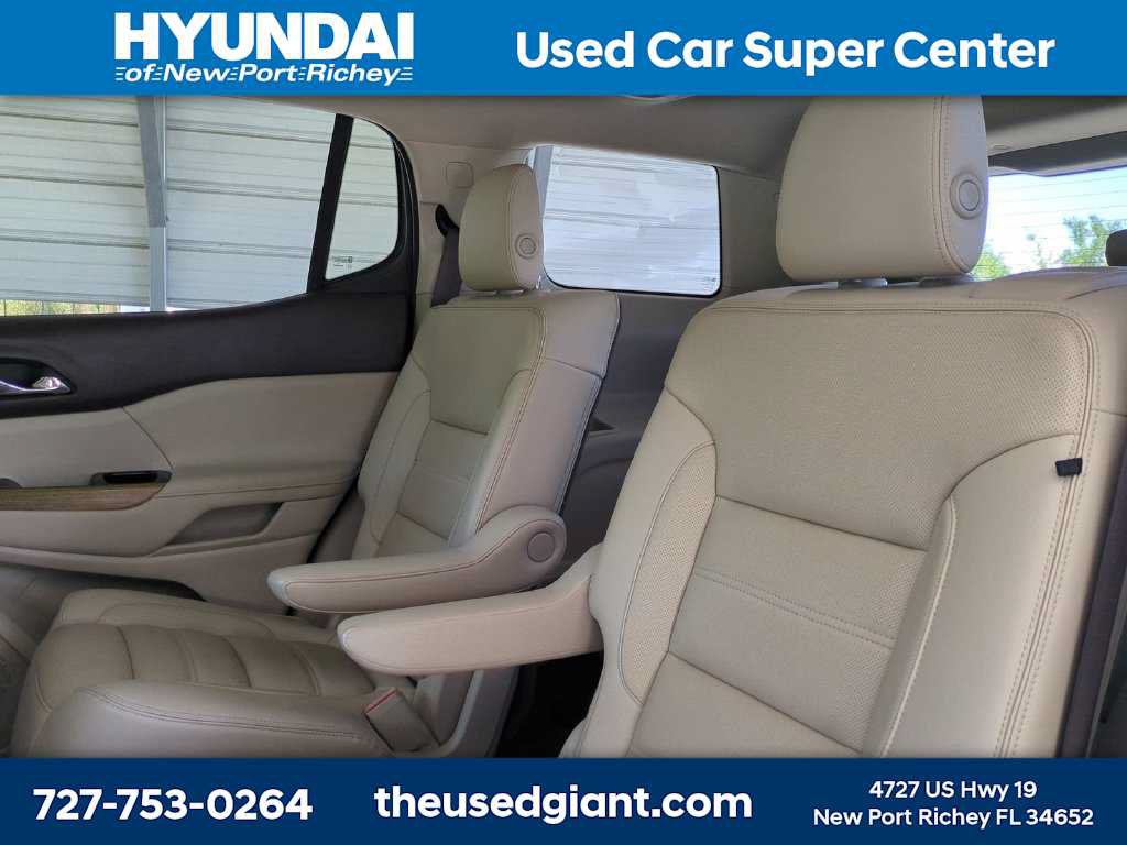 Used 2018 GMC Acadia Denali w/ Technology Package FWD image 16