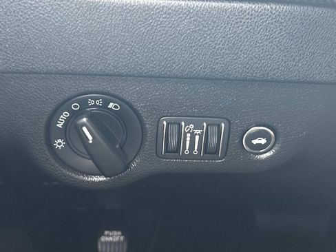 Used 2021 Dodge Charger SXT w/ Blacktop Package image 28