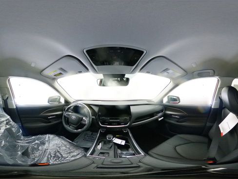 New 2026 Toyota Grand Highlander XLE image 33