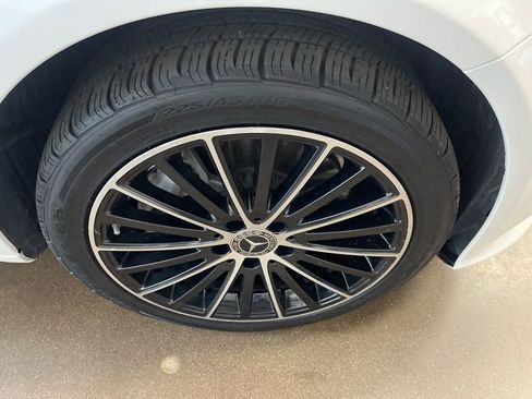 Used 2019 Mercedes-Benz C 300 4MATIC Sedan image 73