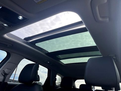 Used 2024 Kia Sportage SX image 27