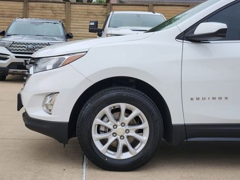 Used 2021 Chevrolet Equinox LT AWD/4WD image 16