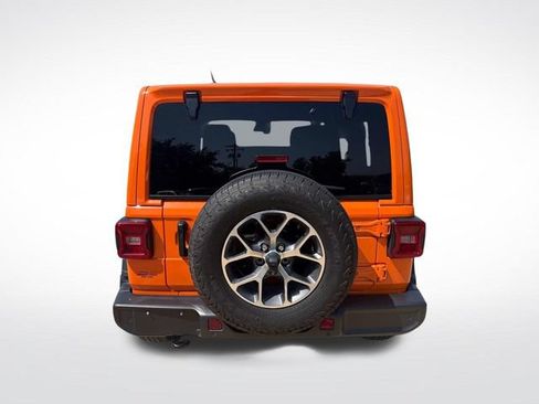 Certified 2025 Jeep Wrangler Unlimited Sport AWD/4WD image 10