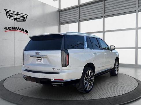 Used 2025 Cadillac Escalade Premium Luxury w/ Touring Package AWD/4WD image 4