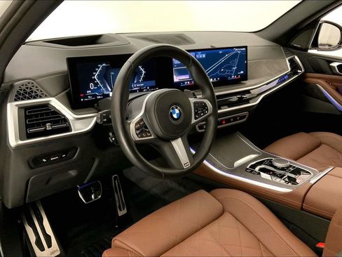 Certified 2024 BMW X5 xDrive40i w/ M Sport Package image 21