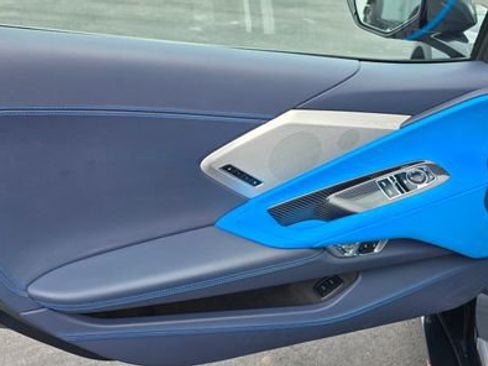 Used 2020 Chevrolet Corvette Stingray w/ 3LT Preferred Equipment Group image 9