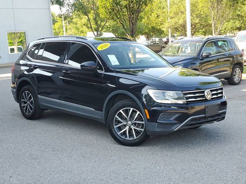 Used 2020 Volkswagen Tiguan SE FWD image 36