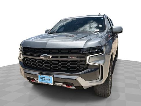 Used 2024 Chevrolet Suburban Z71 w/ Luxury Package AWD/4WD image 1
